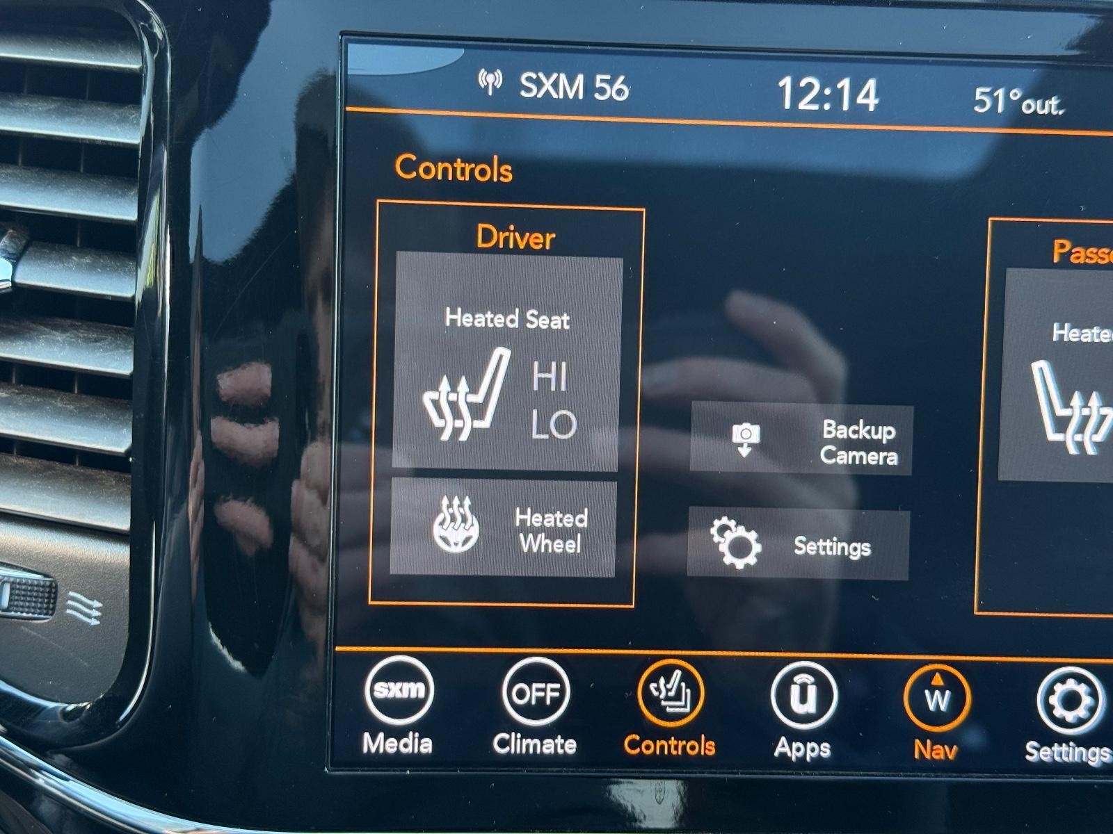 Jeep Grand Cherokee Vehicle Image 21