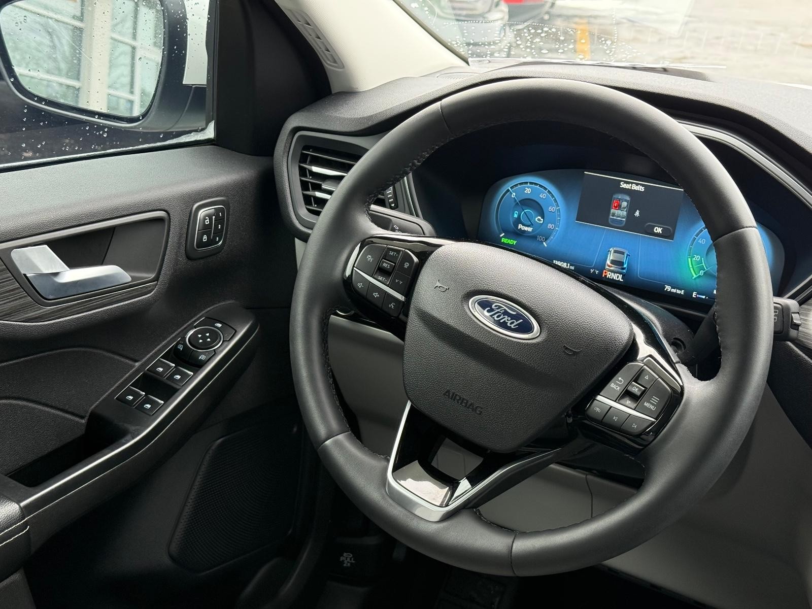 Ford Escape Vehicle Image 14