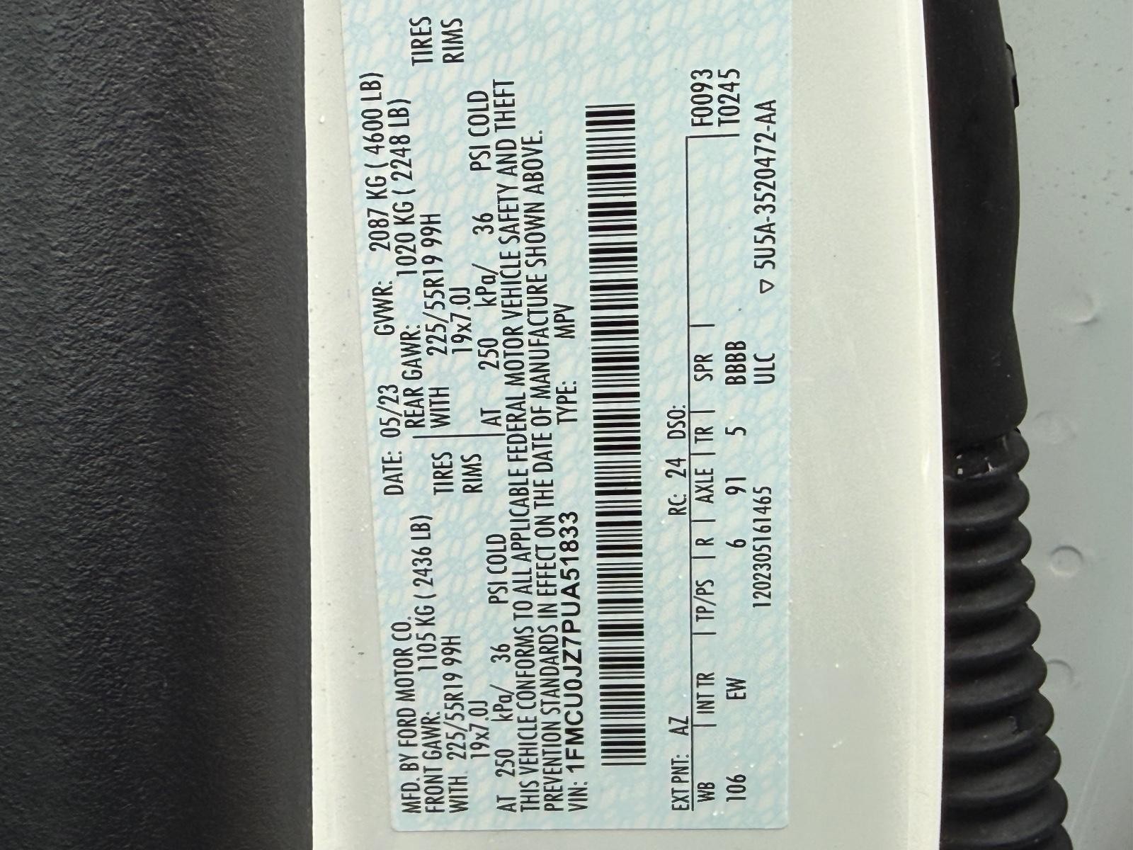 Ford Escape Vehicle Image 24