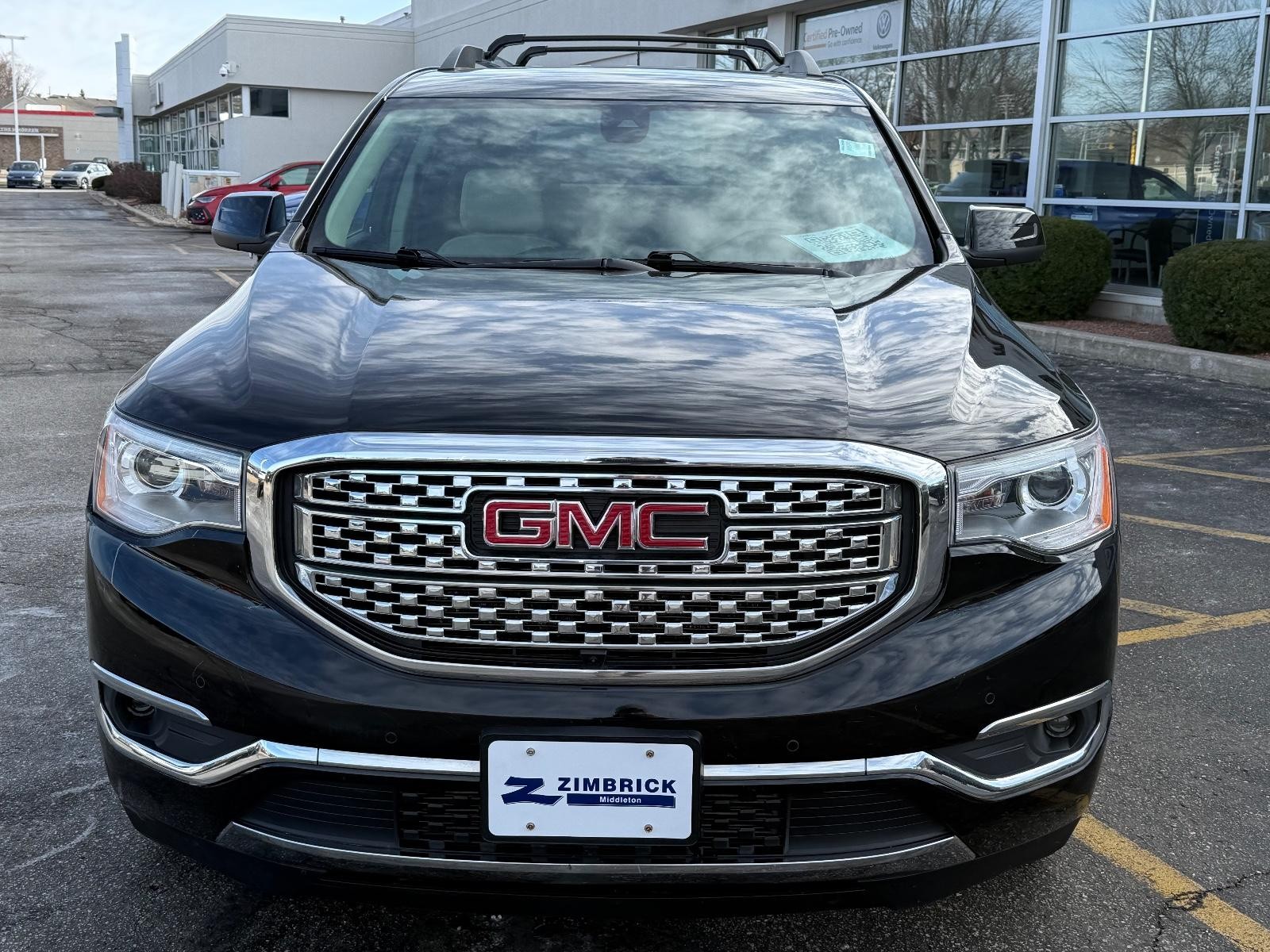 GMC Acadia Vehicle Image 09