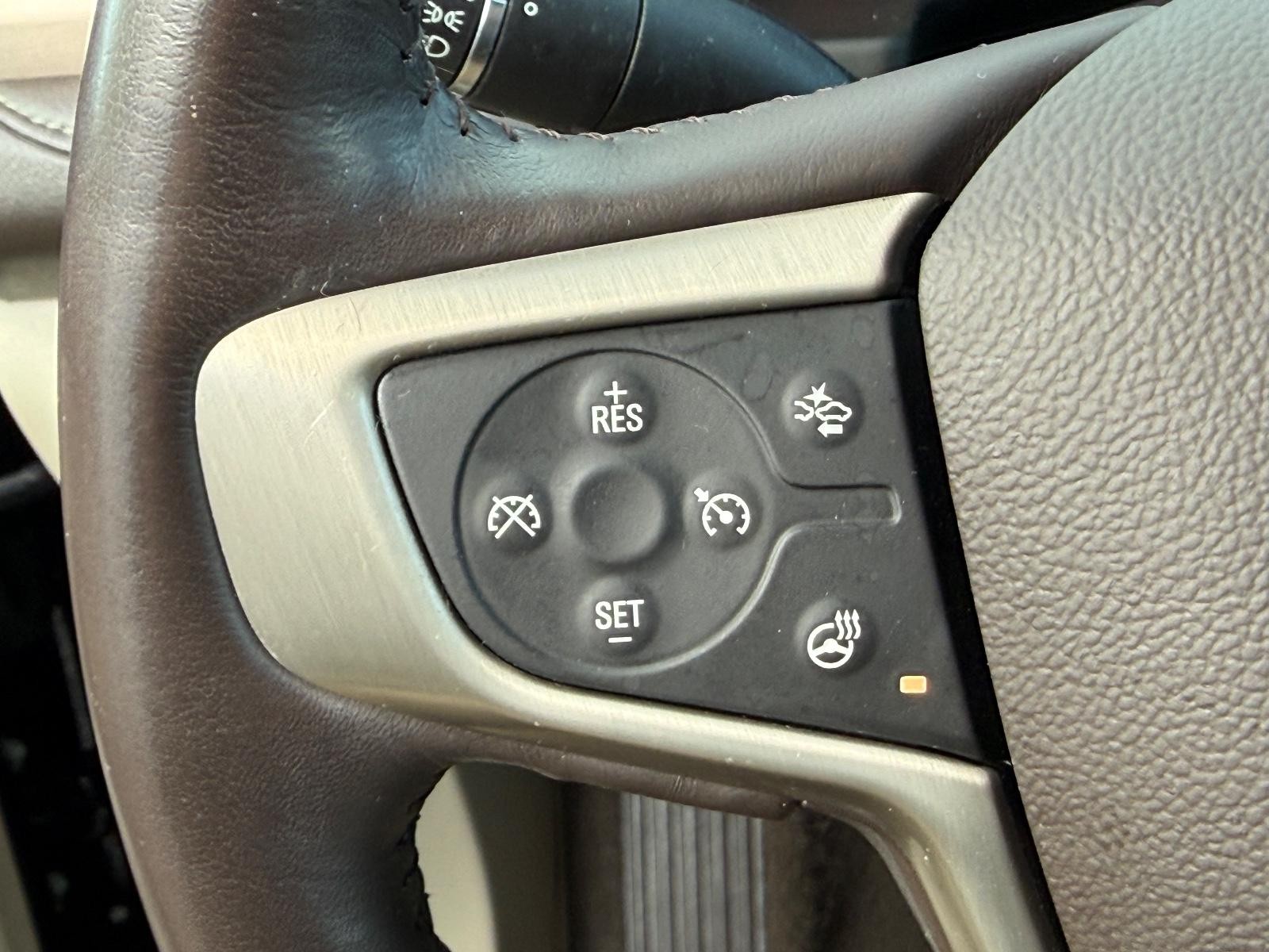 GMC Acadia Vehicle Image 17
