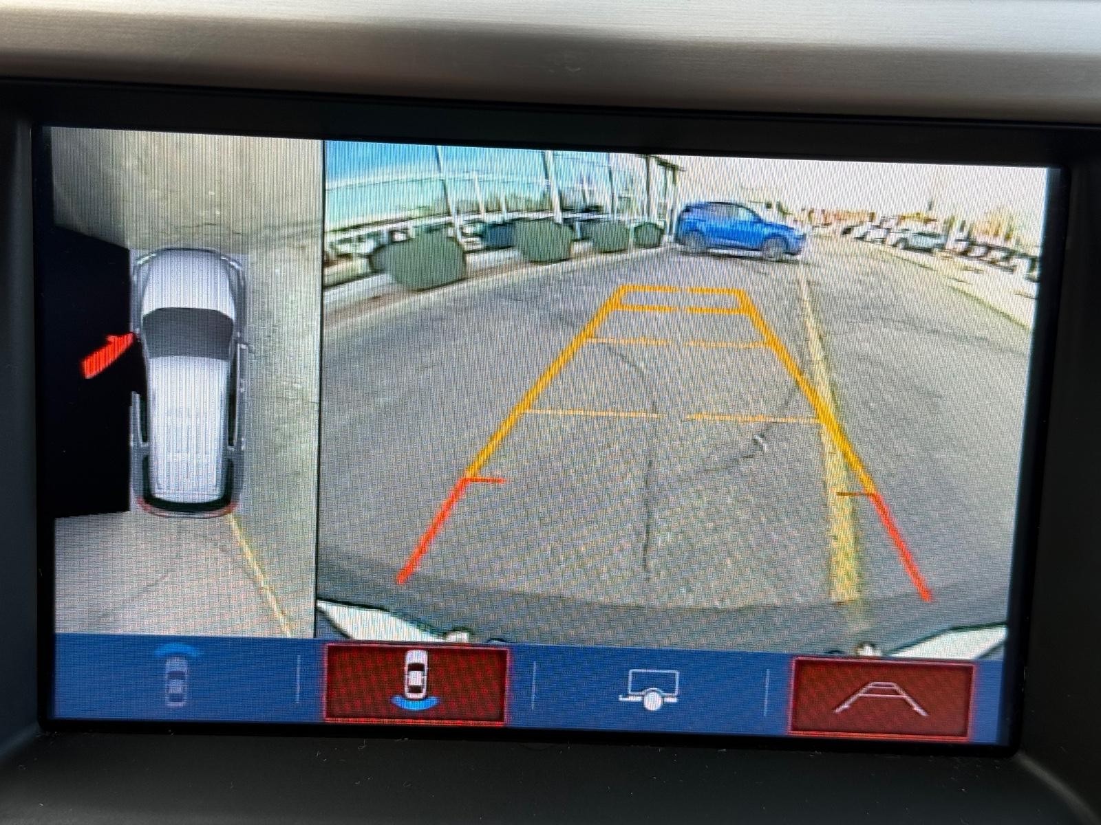 GMC Acadia Vehicle Image 20