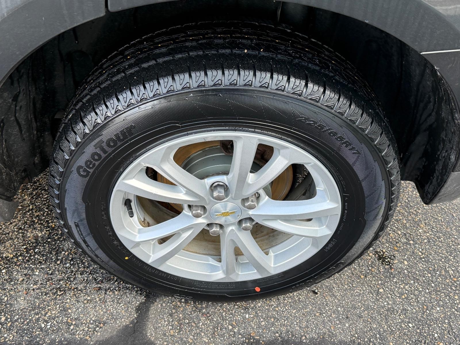 Chevrolet Equinox Vehicle Full-screen Gallery Image 07