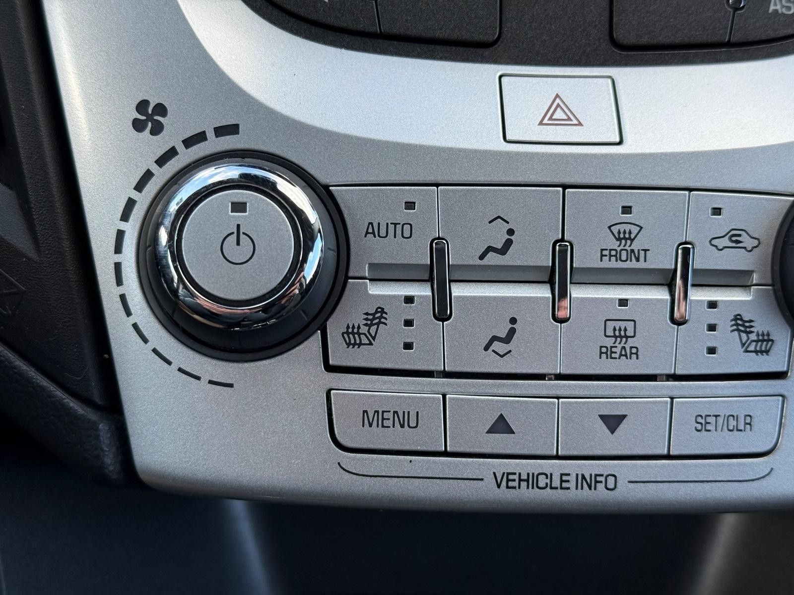 Chevrolet Equinox Vehicle Full-screen Gallery Image 20