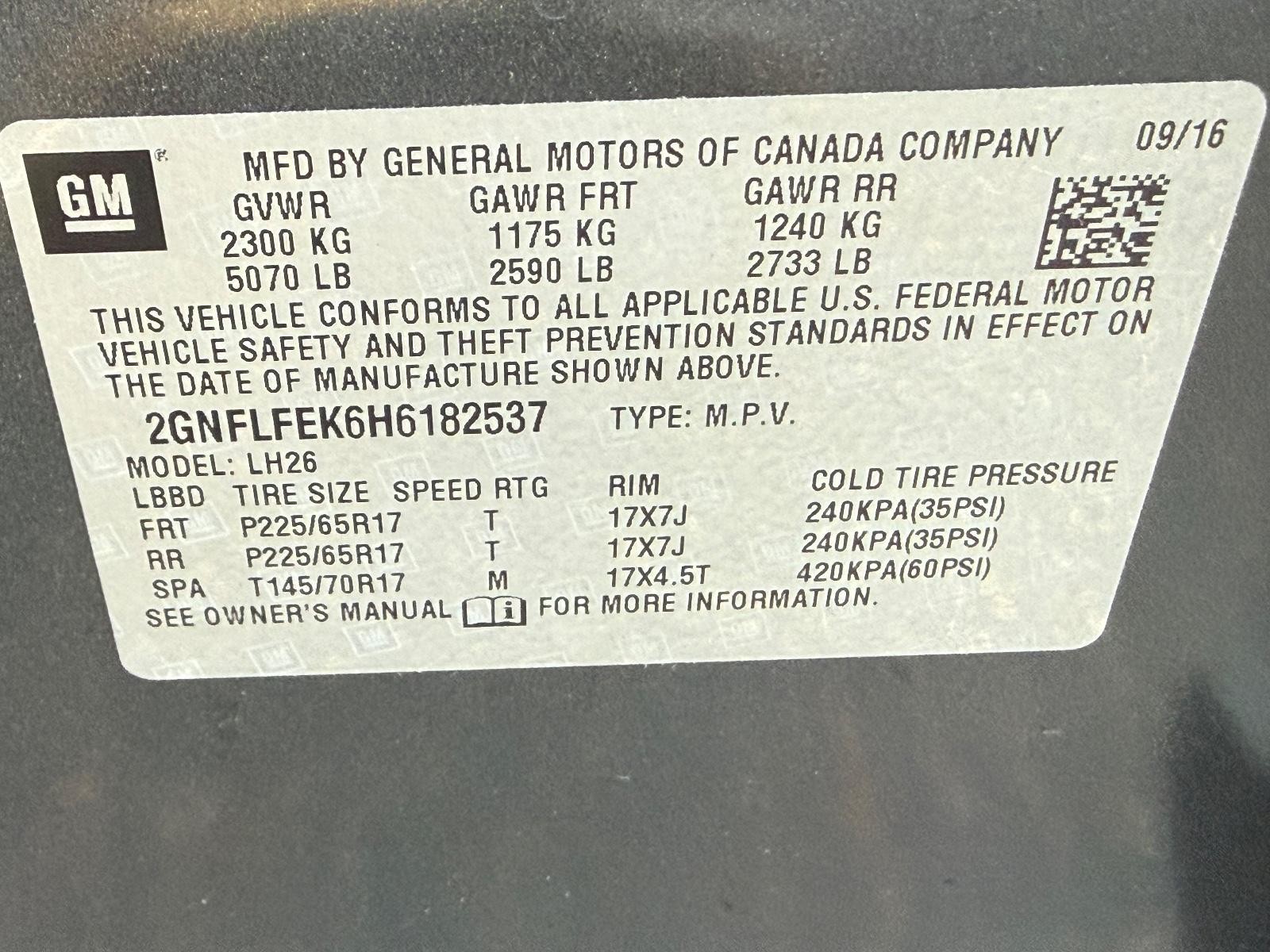 Chevrolet Equinox Vehicle Full-screen Gallery Image 23