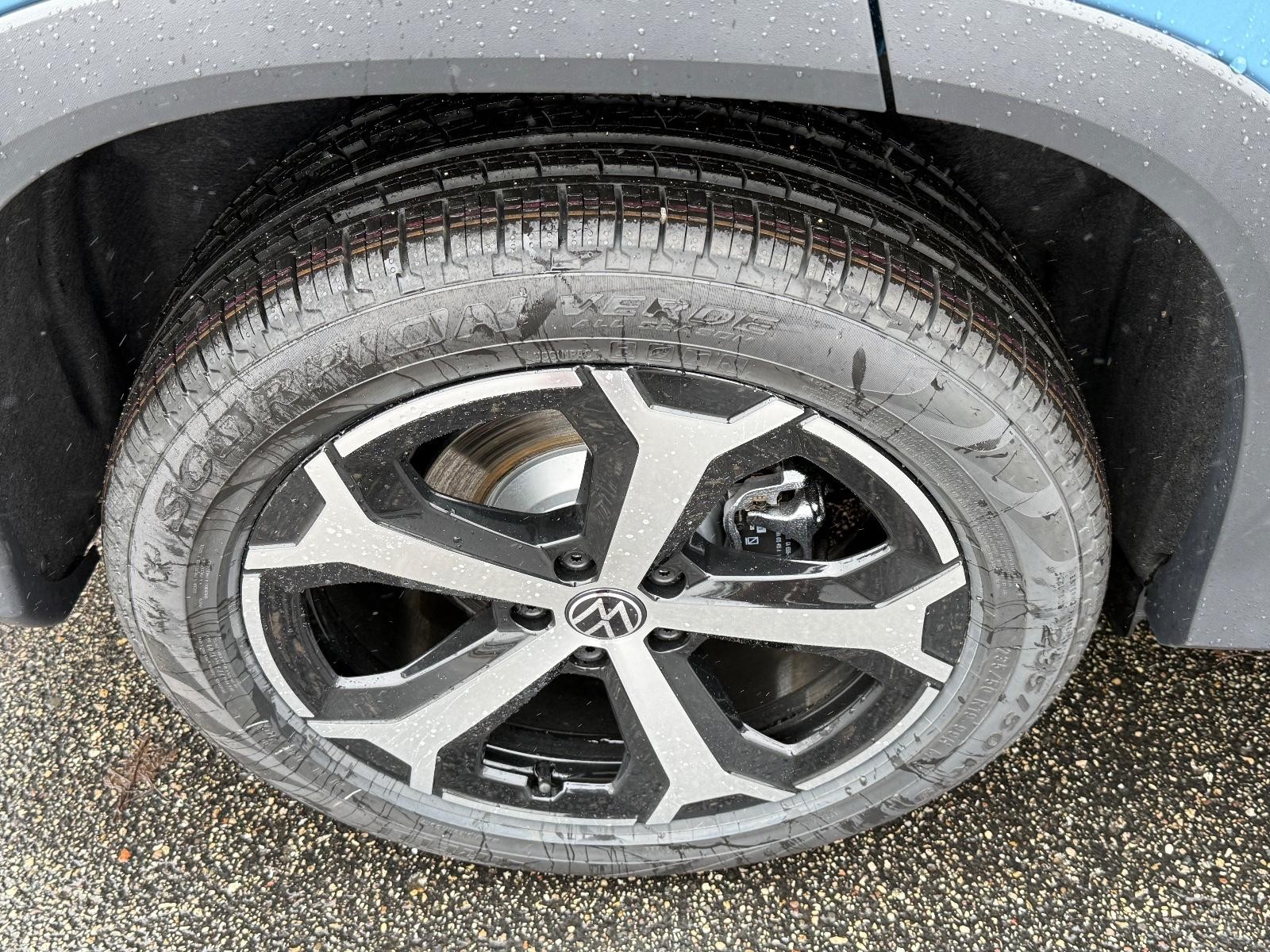 Volkswagen Tiguan Vehicle Image 04