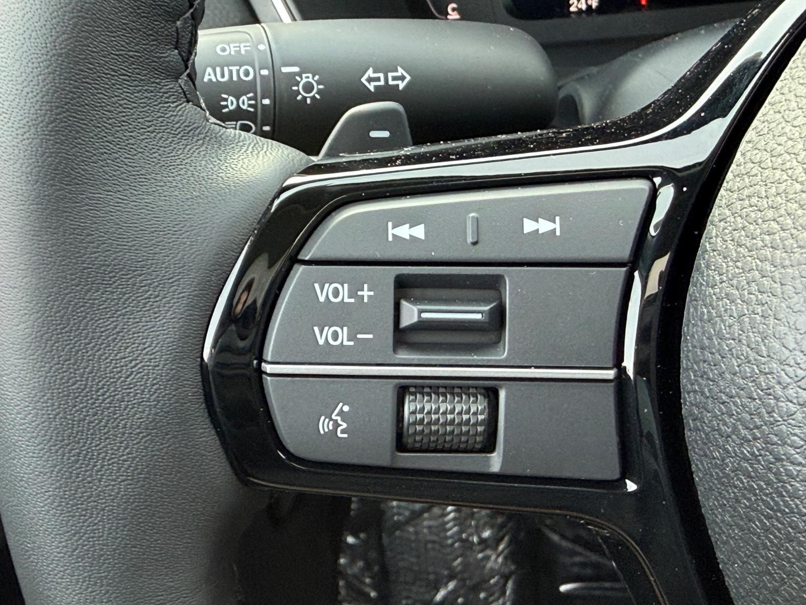 Acura Integra Vehicle Image 11