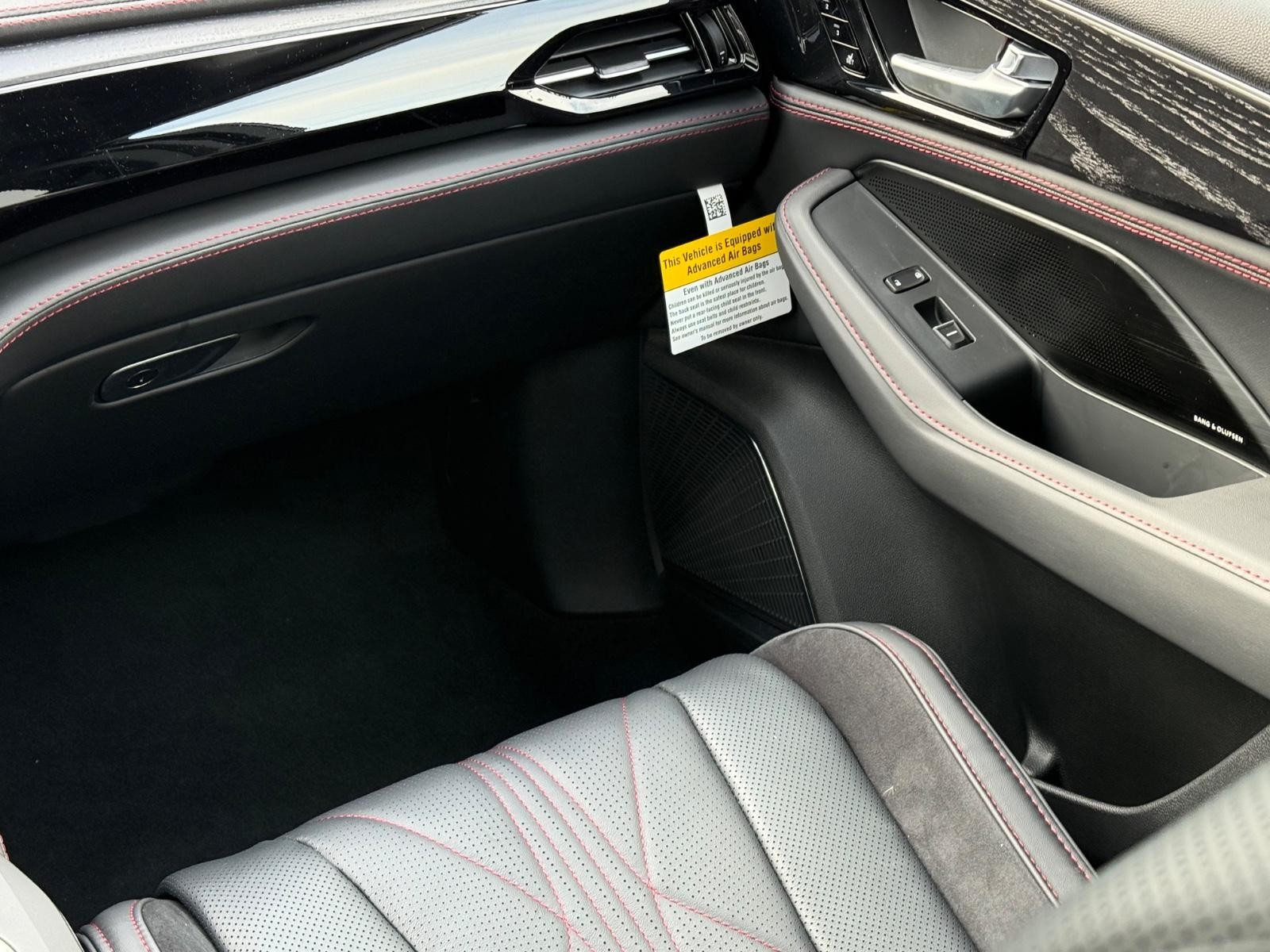 Acura MDX Vehicle Image 09