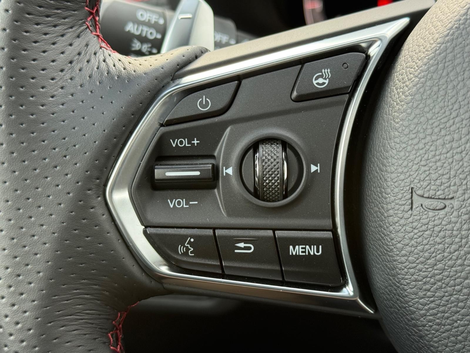 Acura MDX Vehicle Image 11