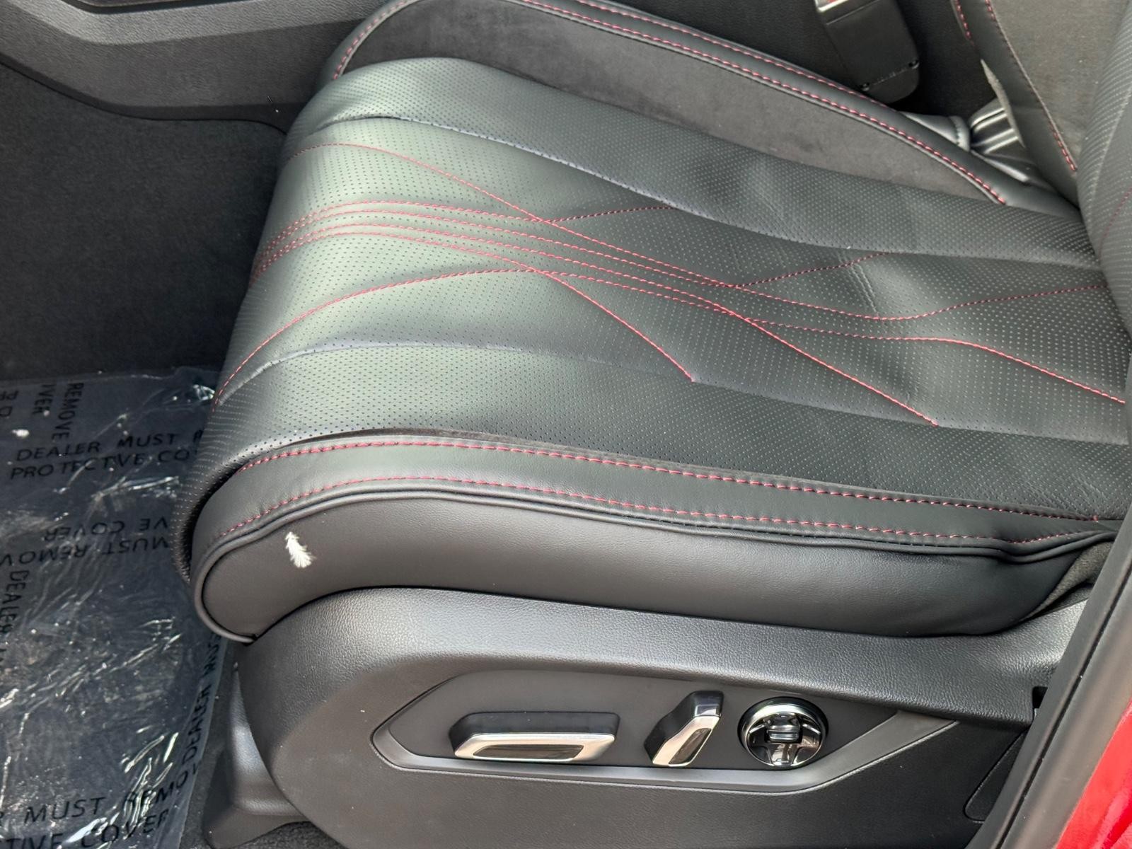 Acura MDX Vehicle Image 16