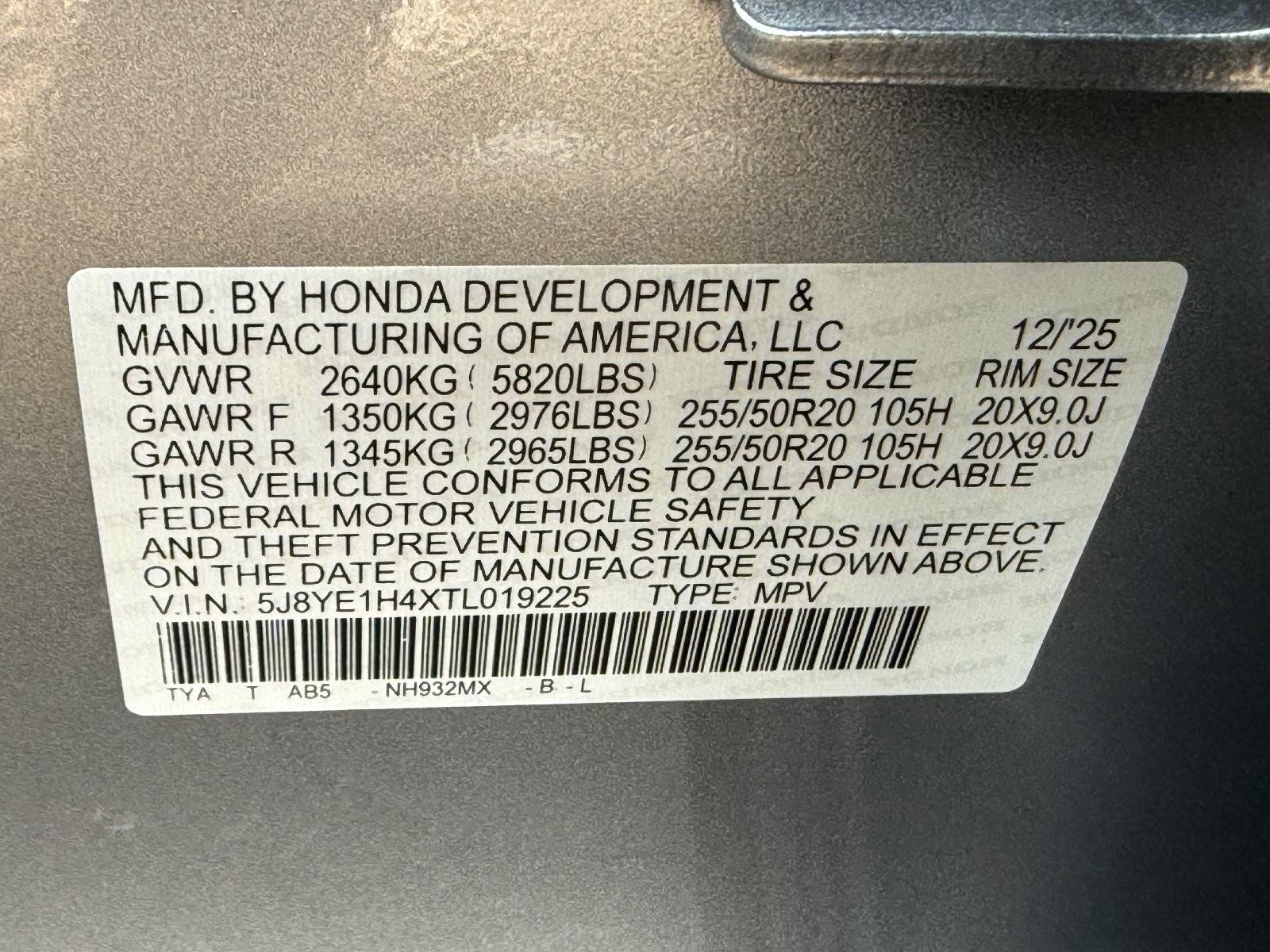 Acura MDX Vehicle Image 17