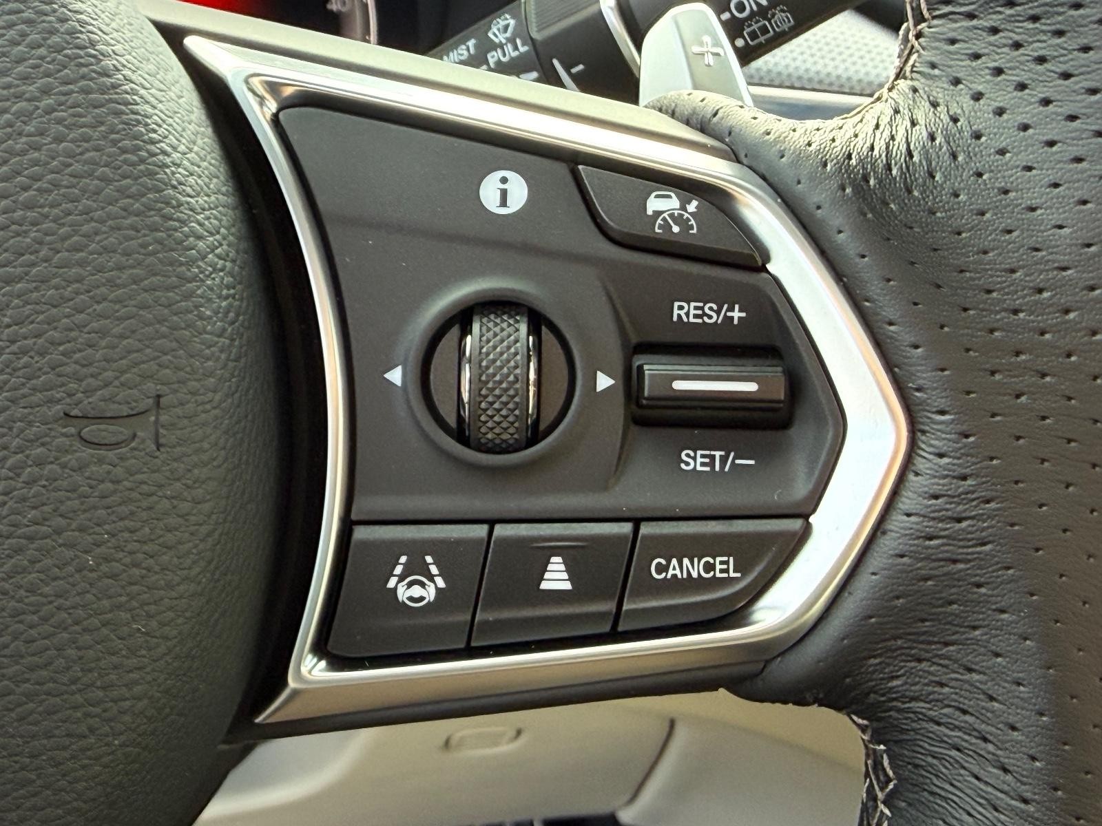 Acura MDX Vehicle Image 12