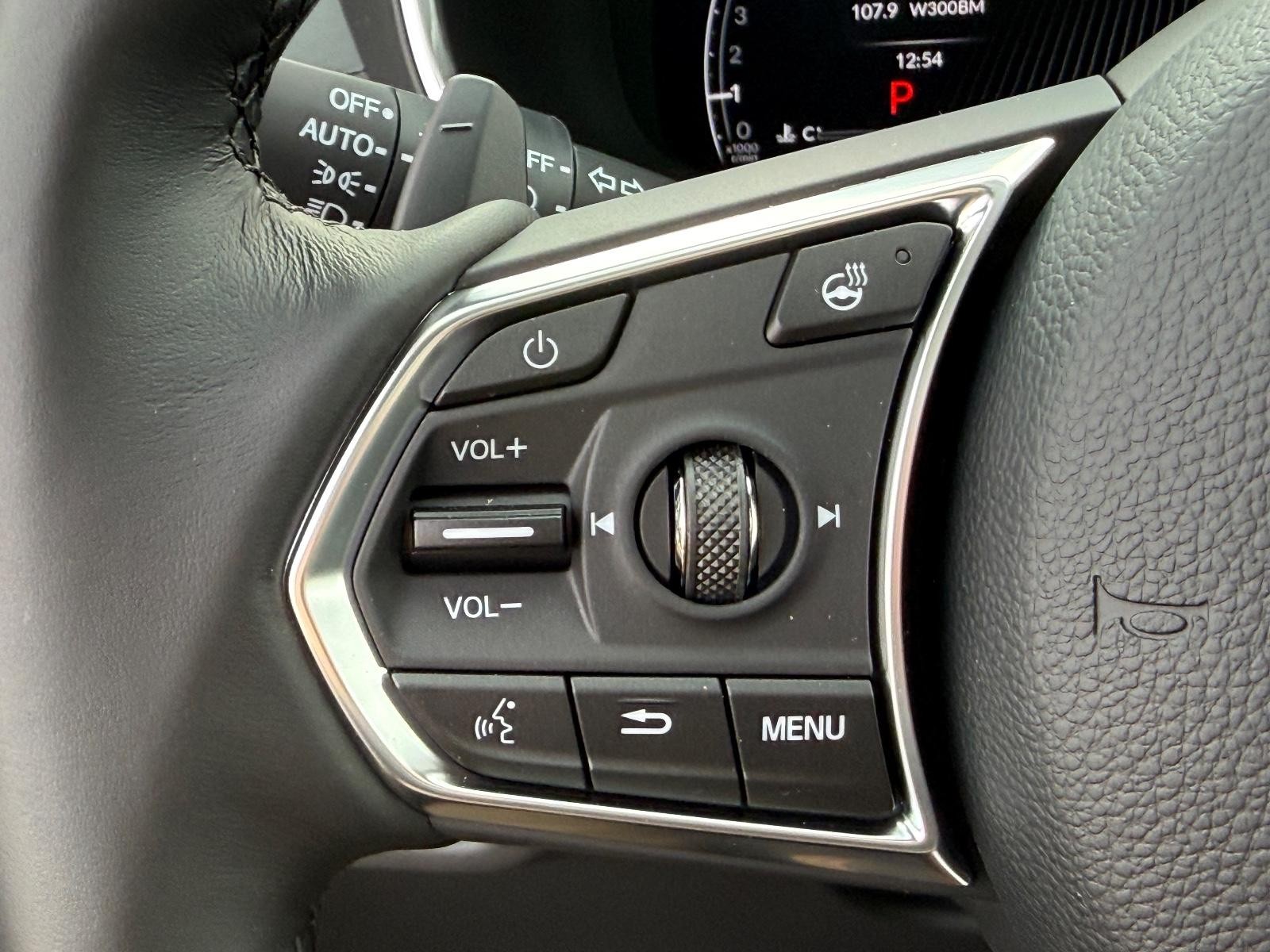 Acura MDX Vehicle Image 11