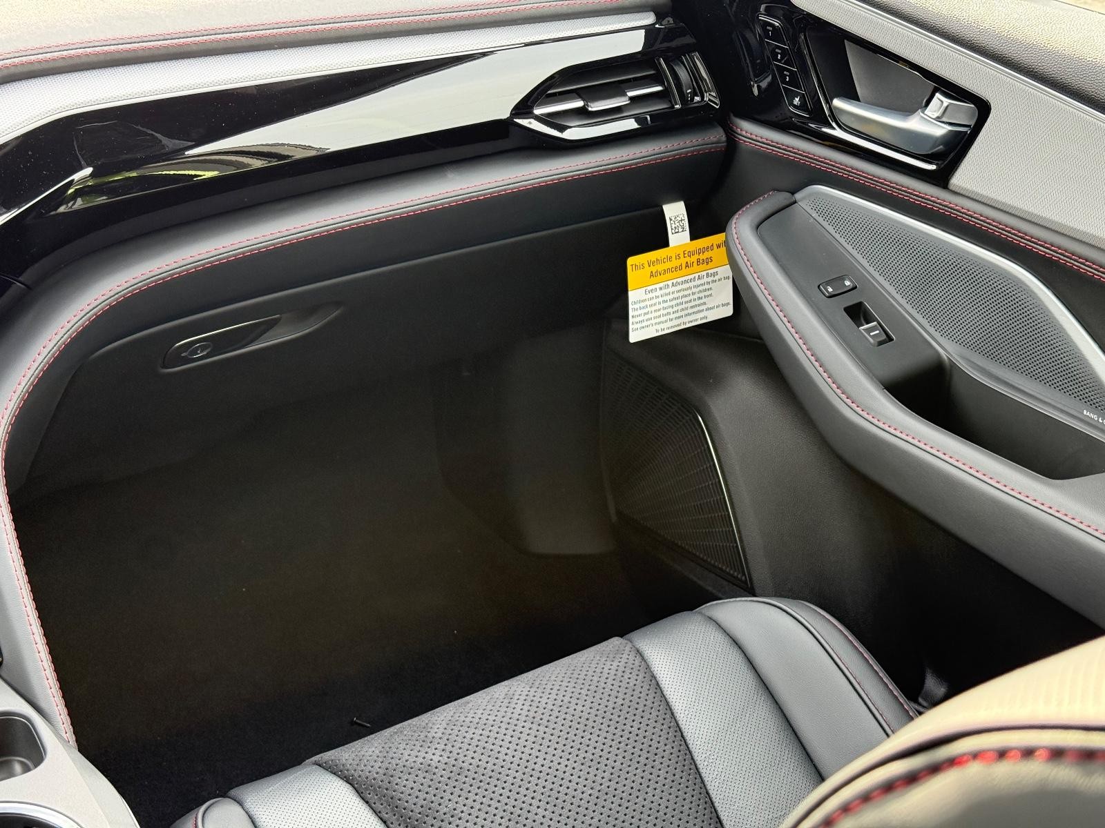 Acura MDX Vehicle Image 10