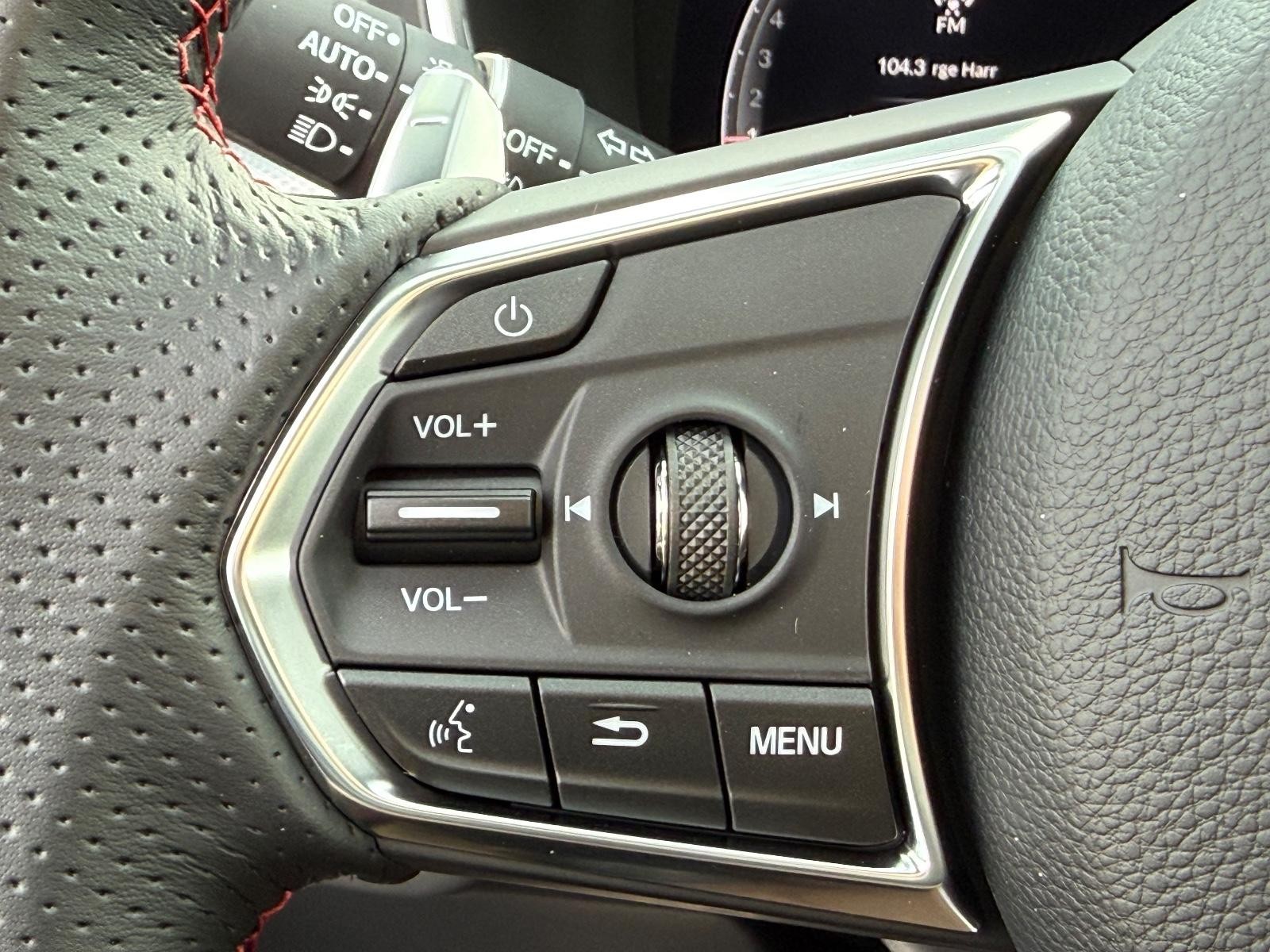 Acura MDX Vehicle Image 11