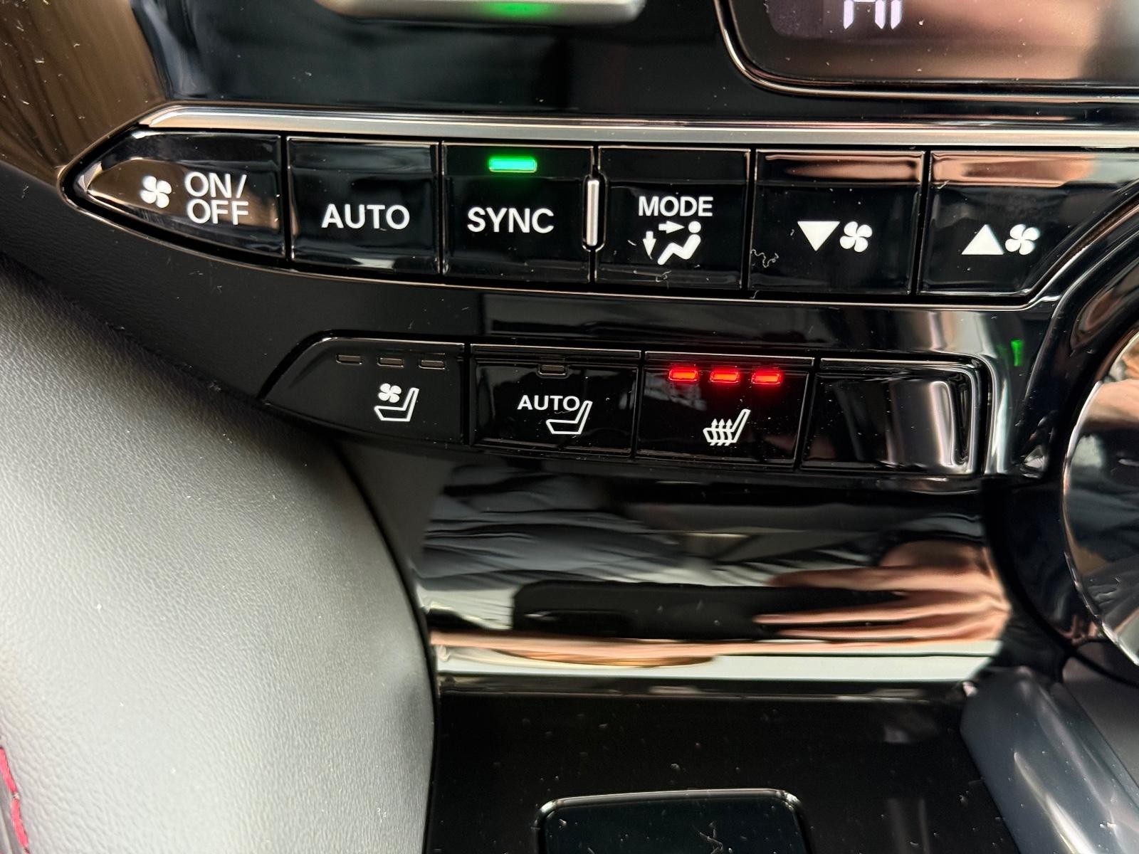 Acura MDX Vehicle Image 14