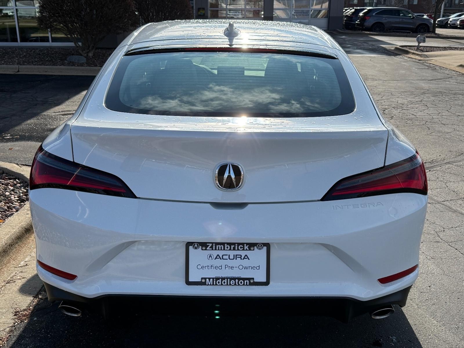 Acura Integra Vehicle Full-screen Gallery Image 04