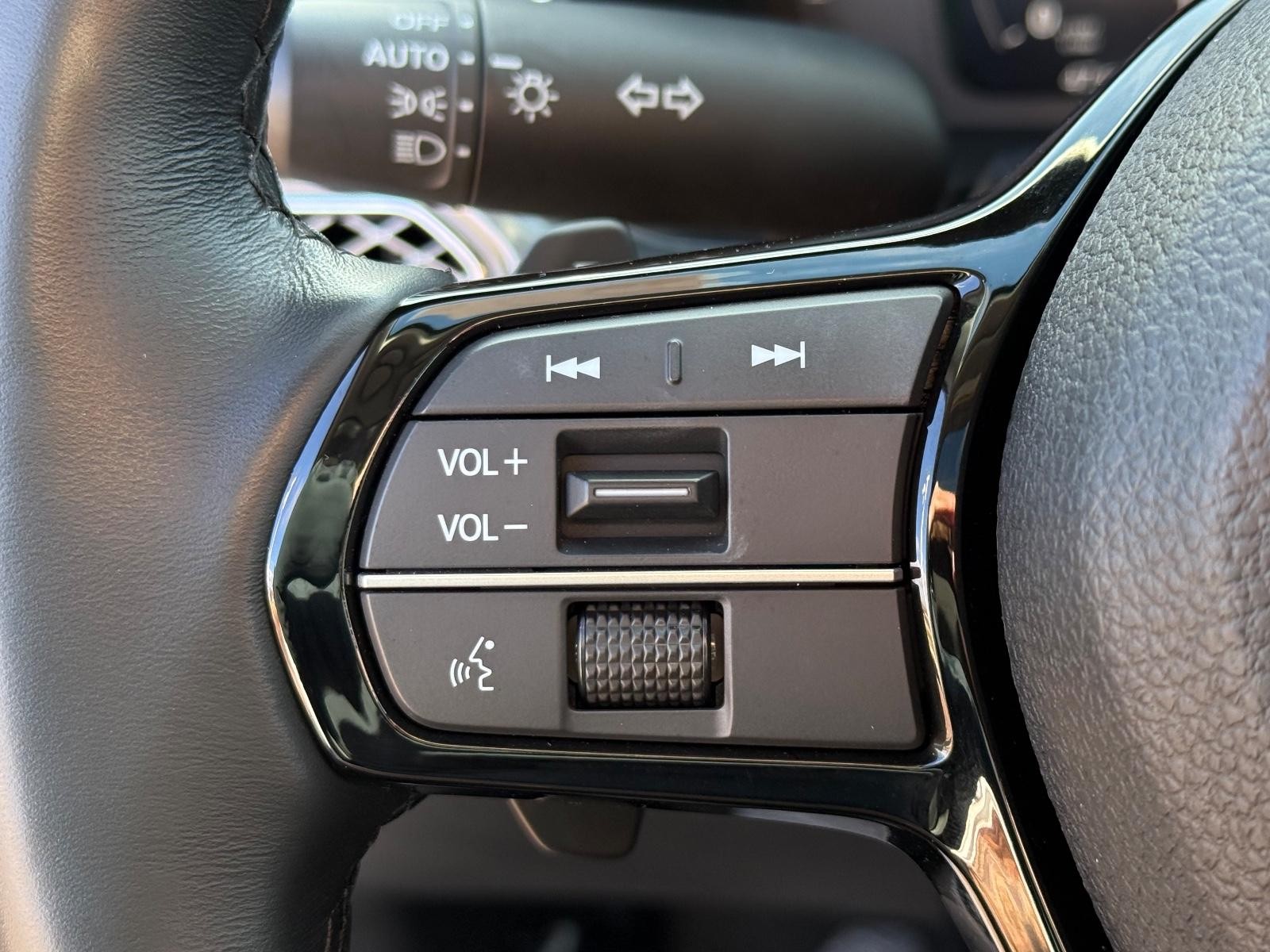 Acura Integra Vehicle Full-screen Gallery Image 16