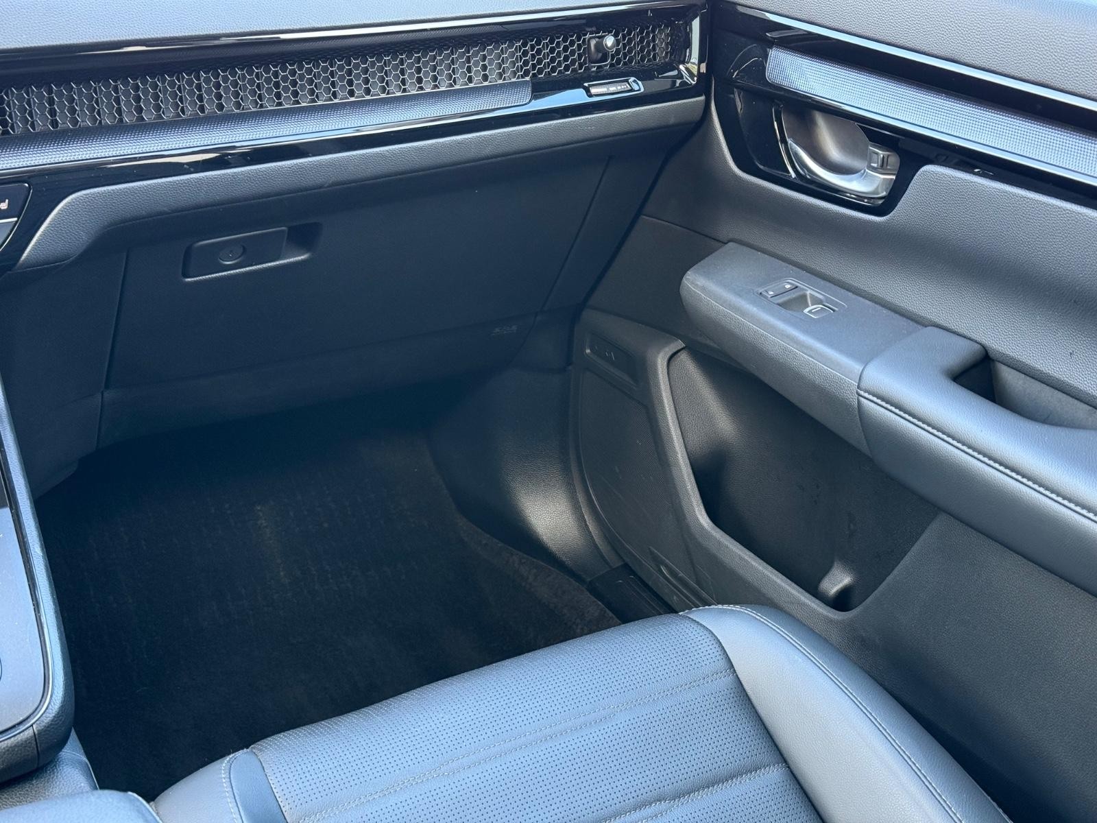 Honda CR-V Vehicle Image 15