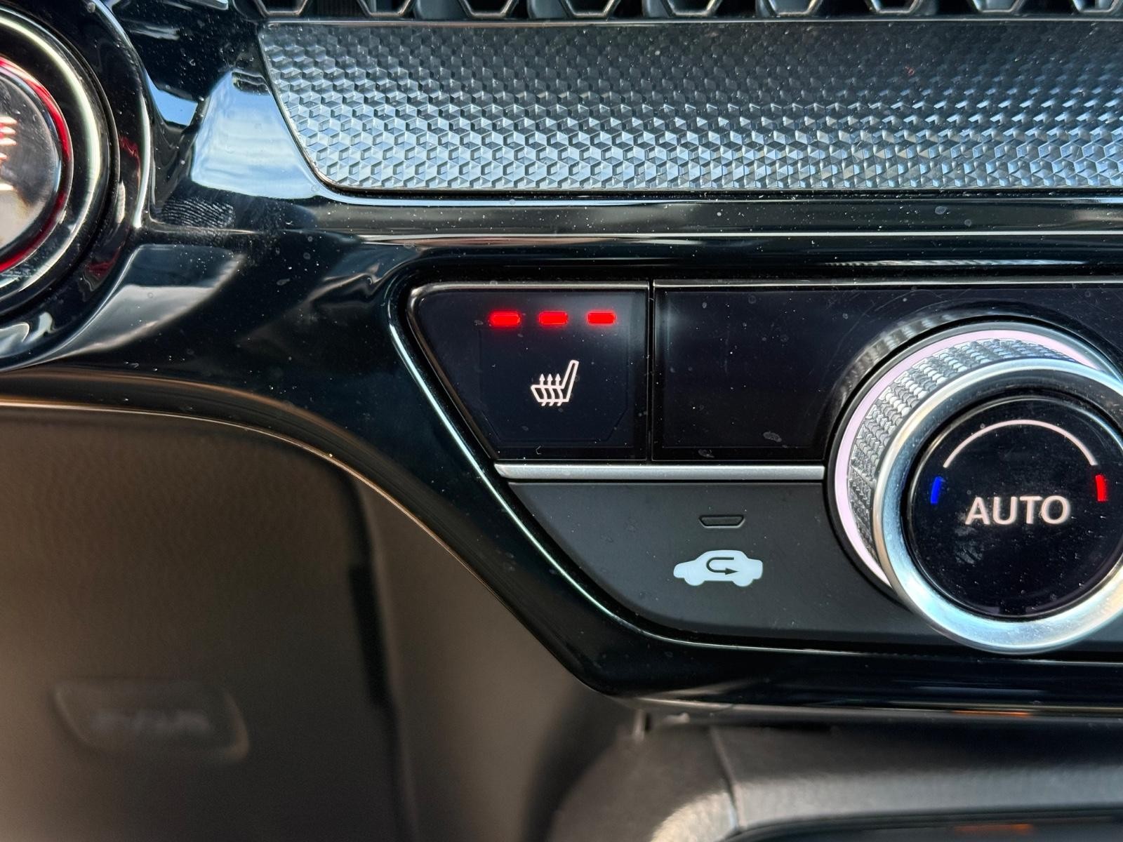 Honda CR-V Vehicle Image 22