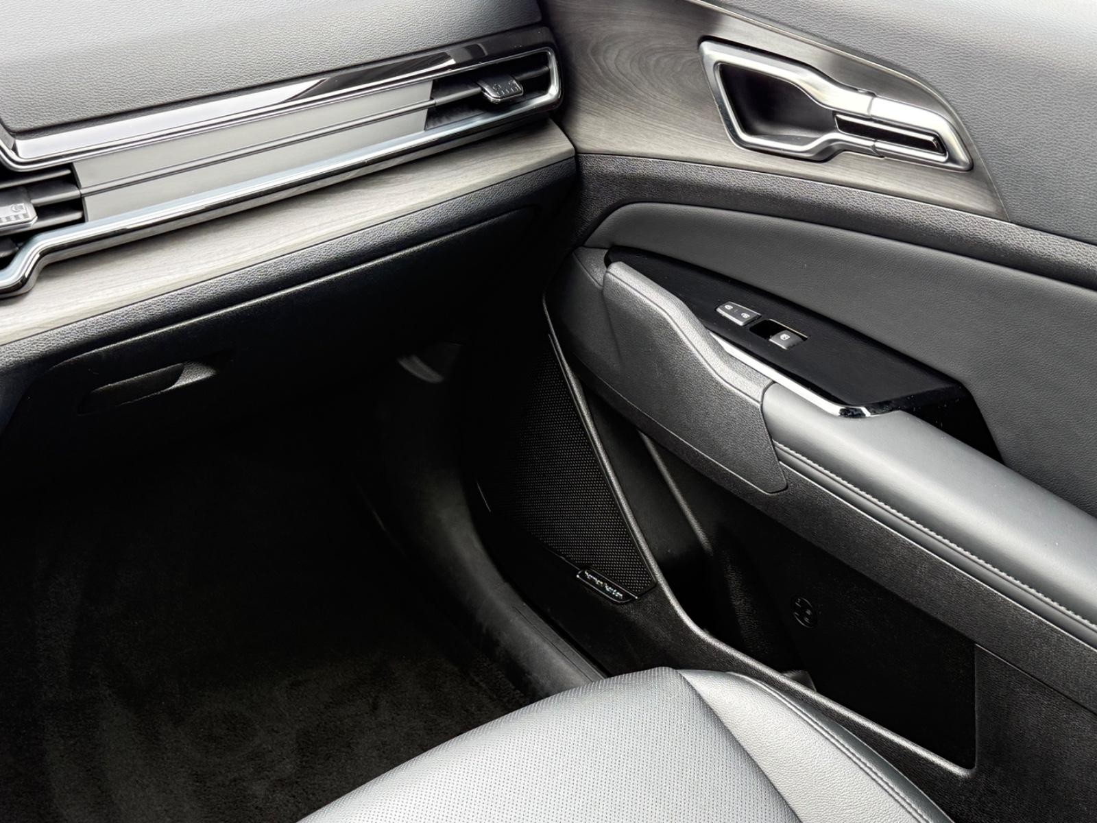 Kia Sportage Vehicle Image 15