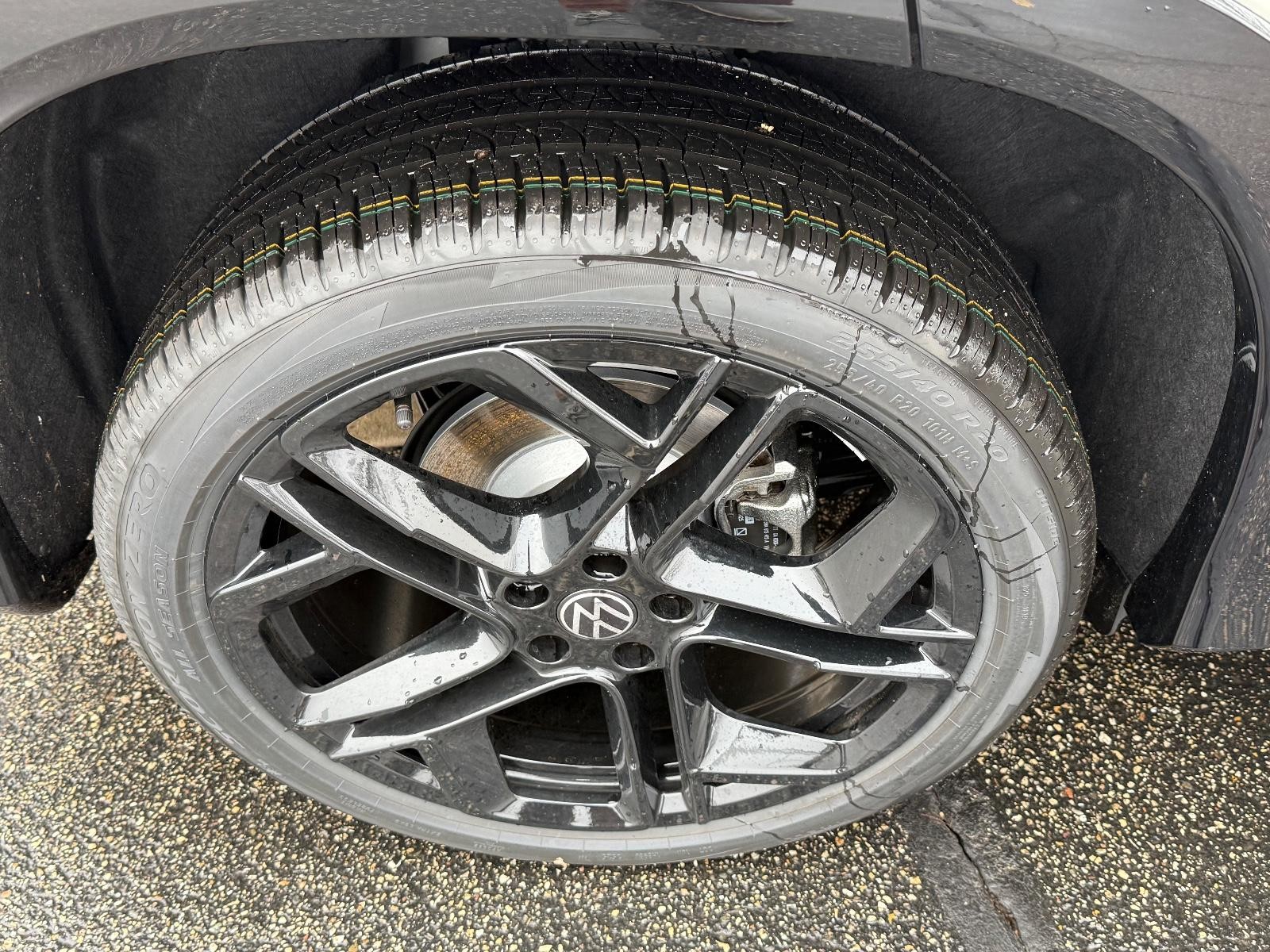 Volkswagen Tiguan Vehicle Image 04