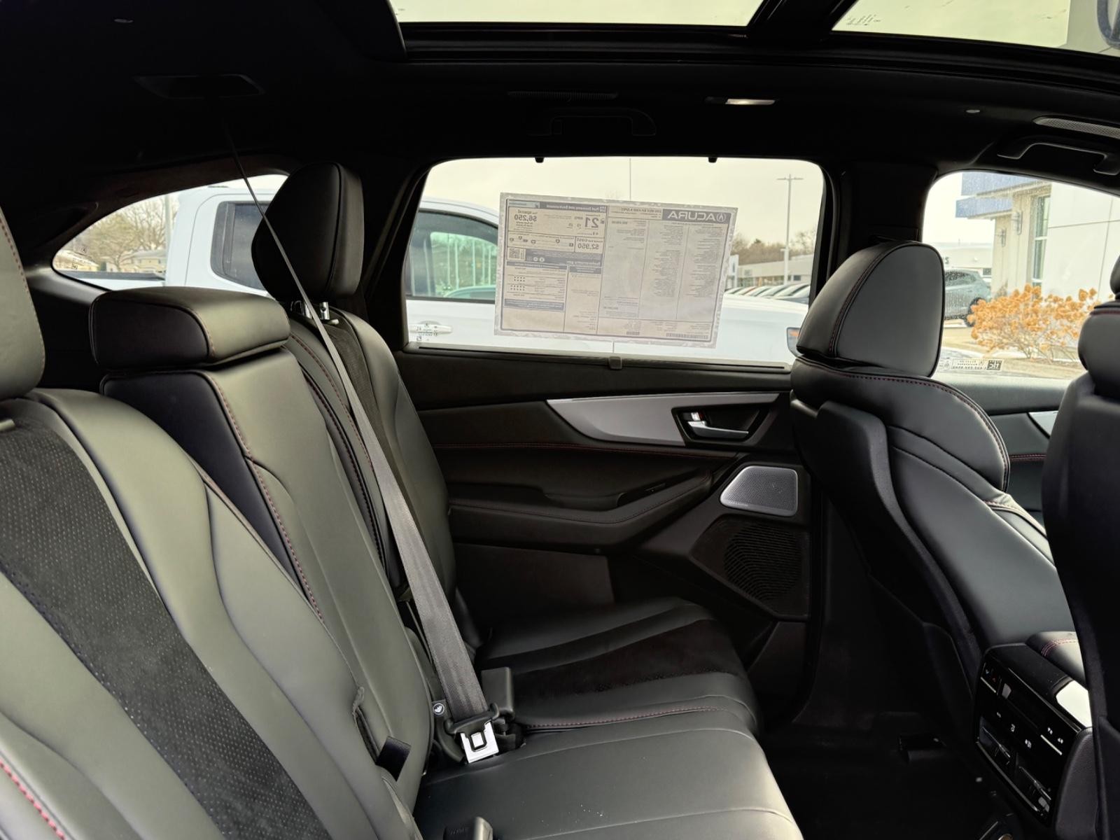 Acura MDX Vehicle Image 05