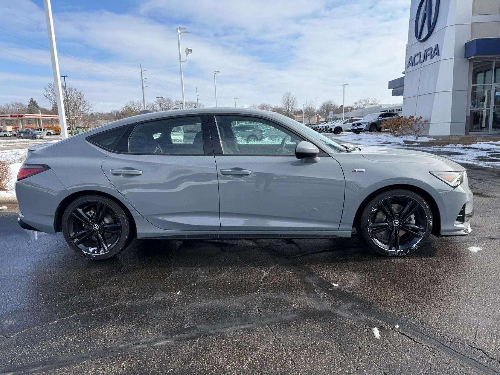 Acura Integra Vehicle Image 02