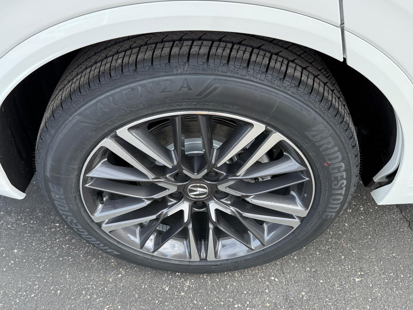 Acura MDX Vehicle Image 04