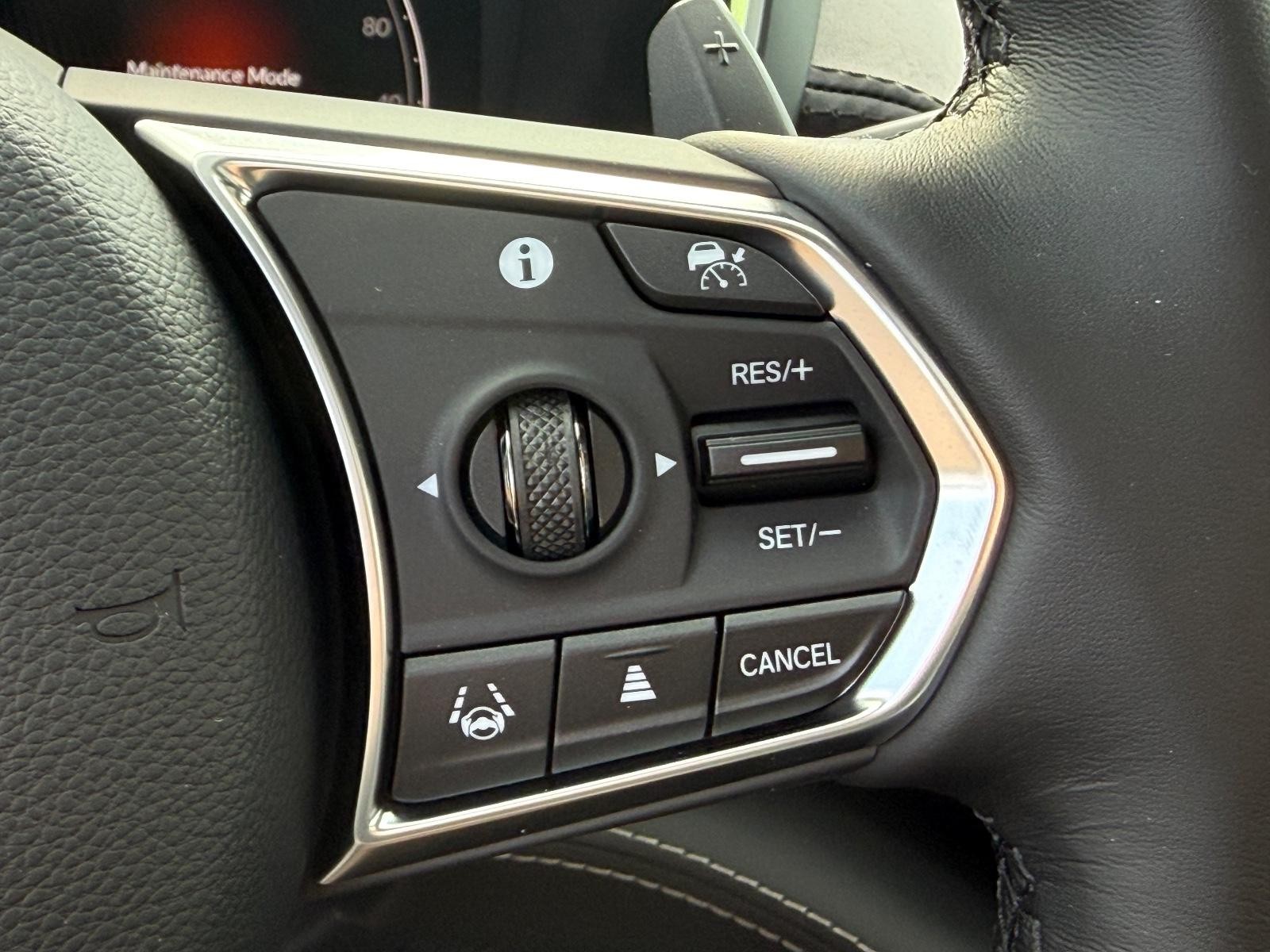 Acura MDX Vehicle Image 12