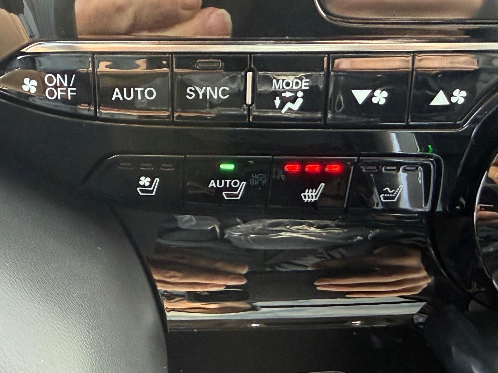 Acura MDX Vehicle Image 14