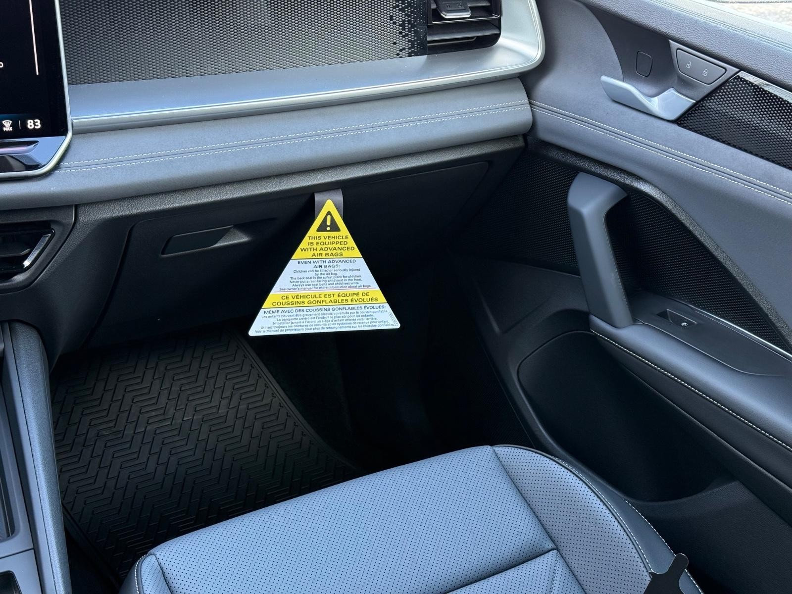 Volkswagen Tiguan Vehicle Image 09