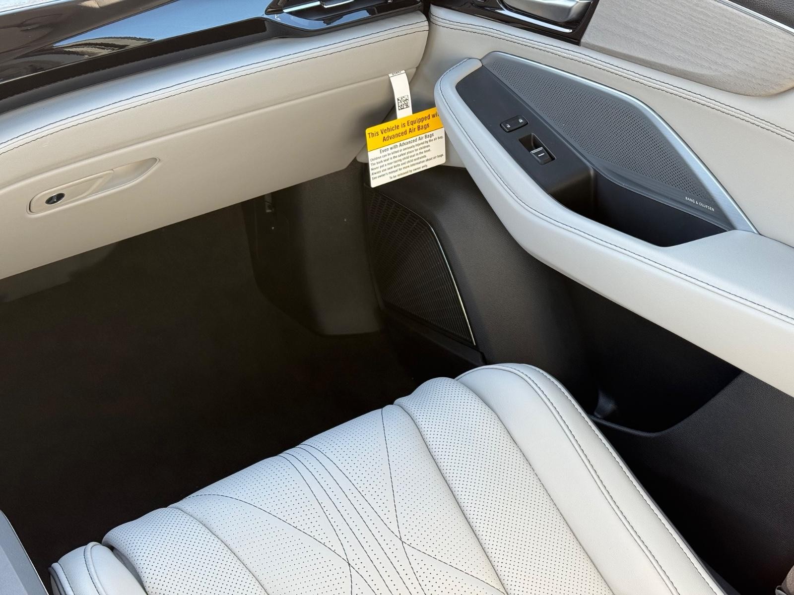 Acura MDX Vehicle Image 10