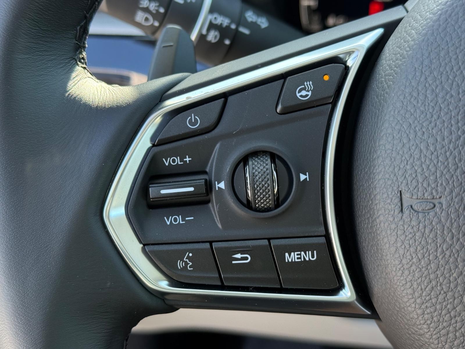 Acura MDX Vehicle Image 12