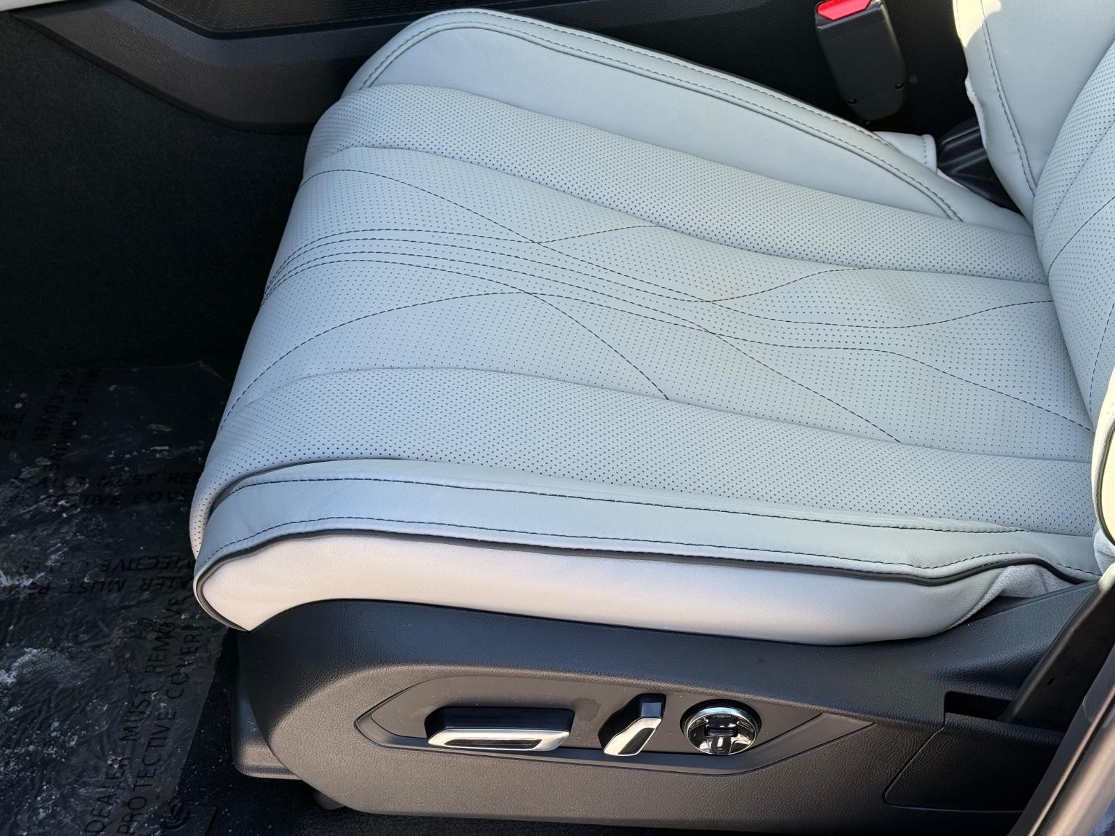 Acura MDX Vehicle Image 18