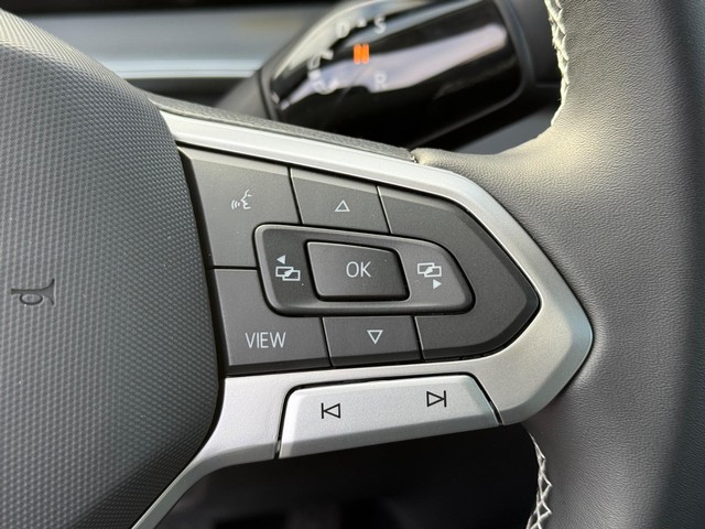 Volkswagen Tiguan Vehicle Image 10