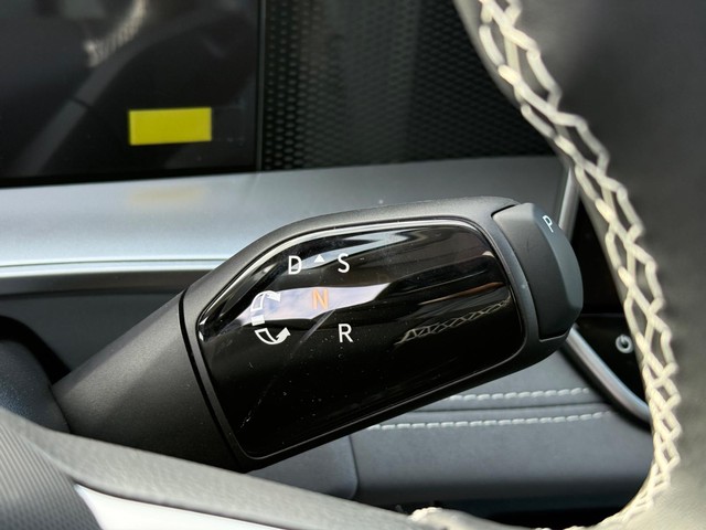 Volkswagen Tiguan Vehicle Image 11