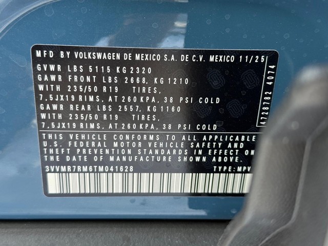 Volkswagen Tiguan Vehicle Image 16