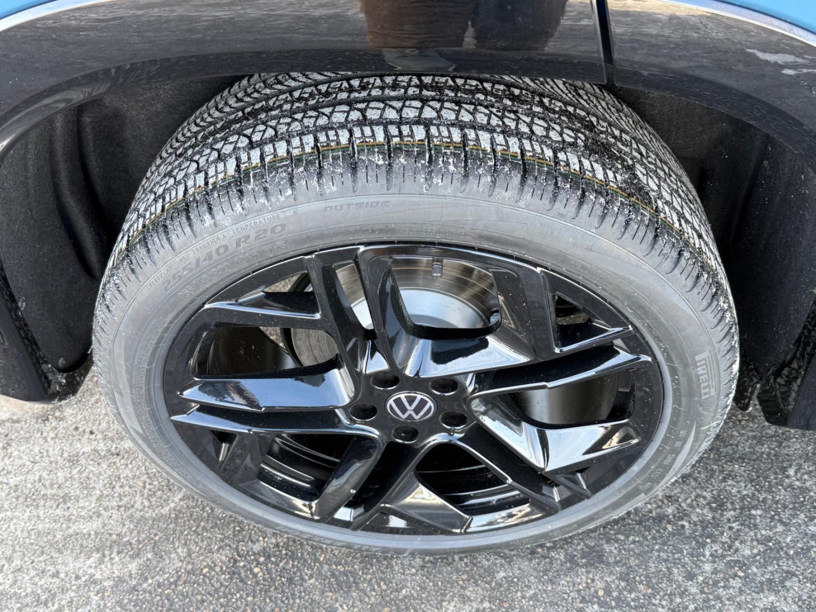 Volkswagen Tiguan Vehicle Image 04