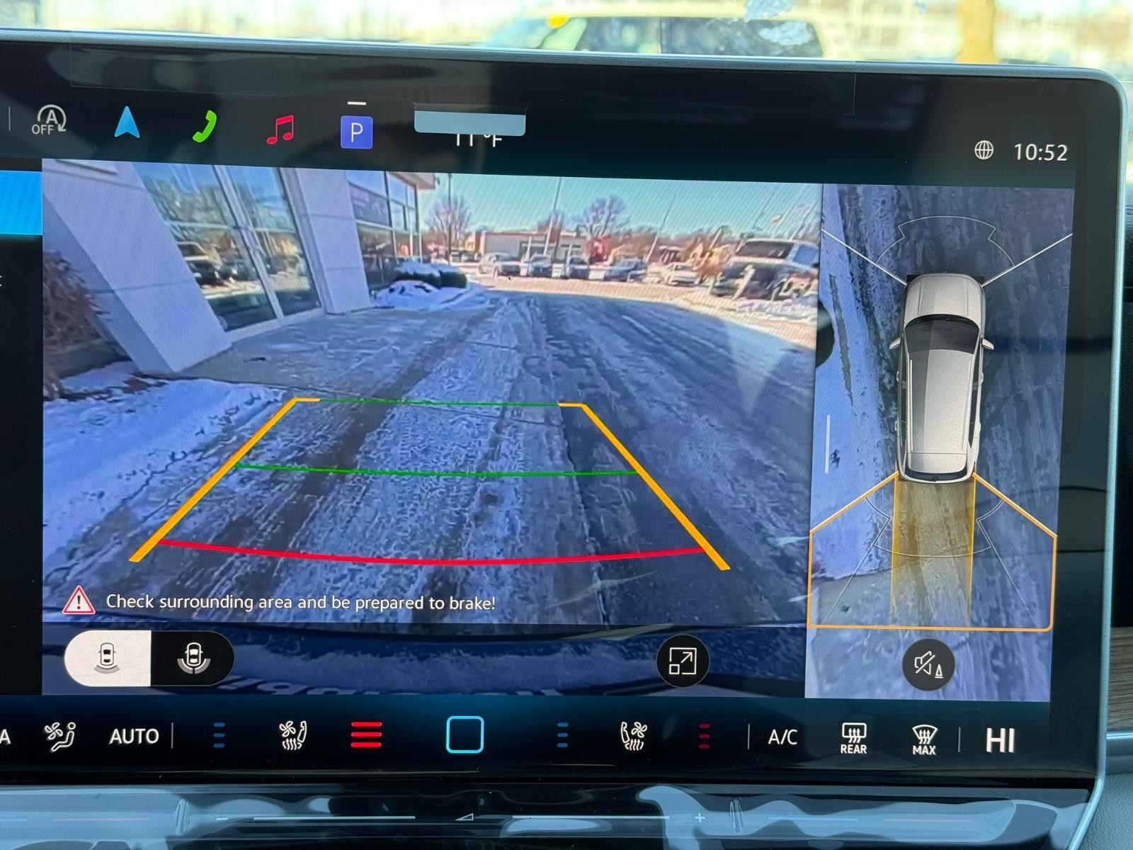 Volkswagen Tiguan Vehicle Image 13