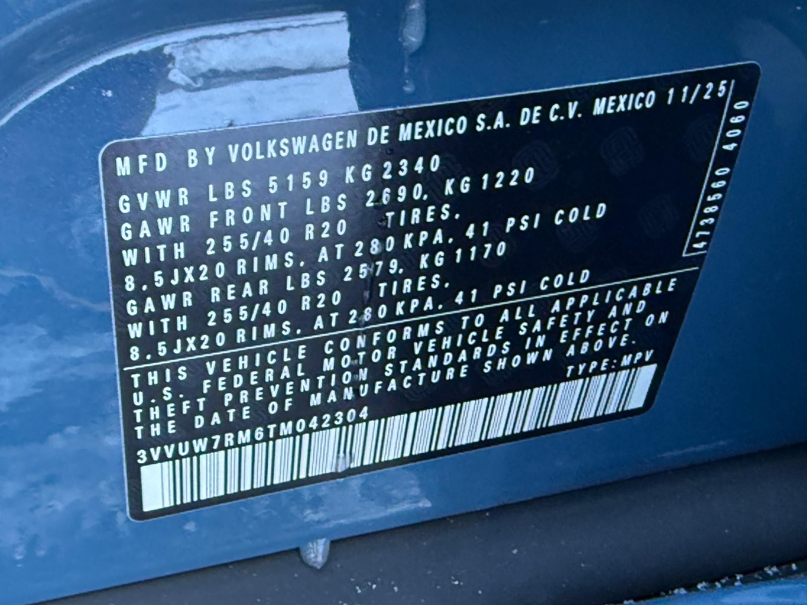 Volkswagen Tiguan Vehicle Image 17