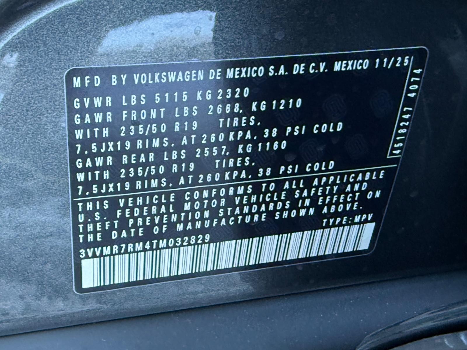 Volkswagen Tiguan Vehicle Image 17