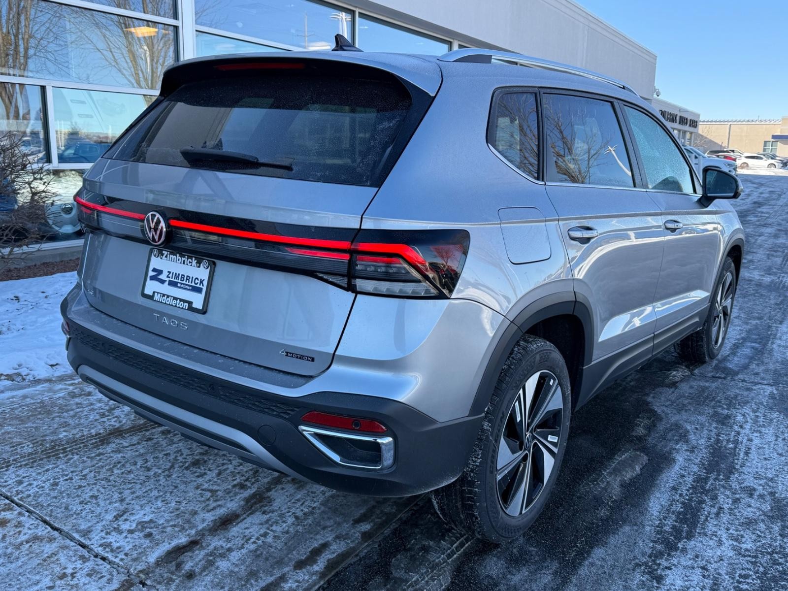 Volkswagen Taos Vehicle Image 03