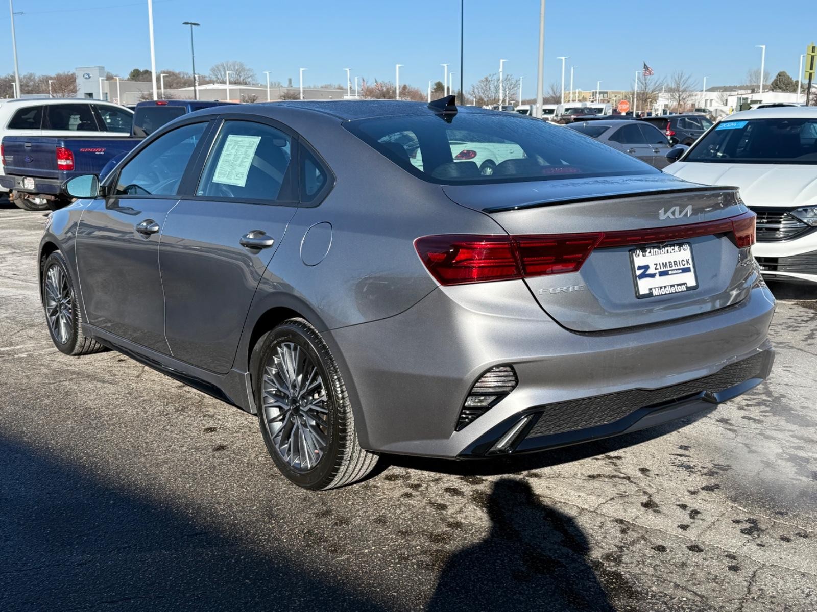 Kia Forte Vehicle Image 06