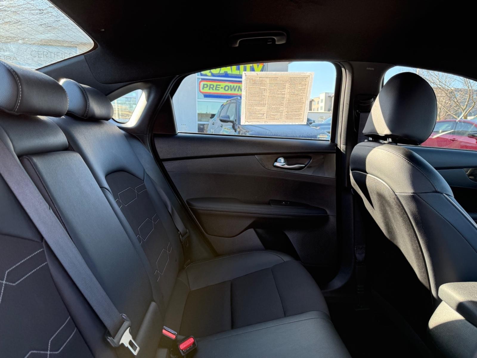 Kia Forte Vehicle Image 10