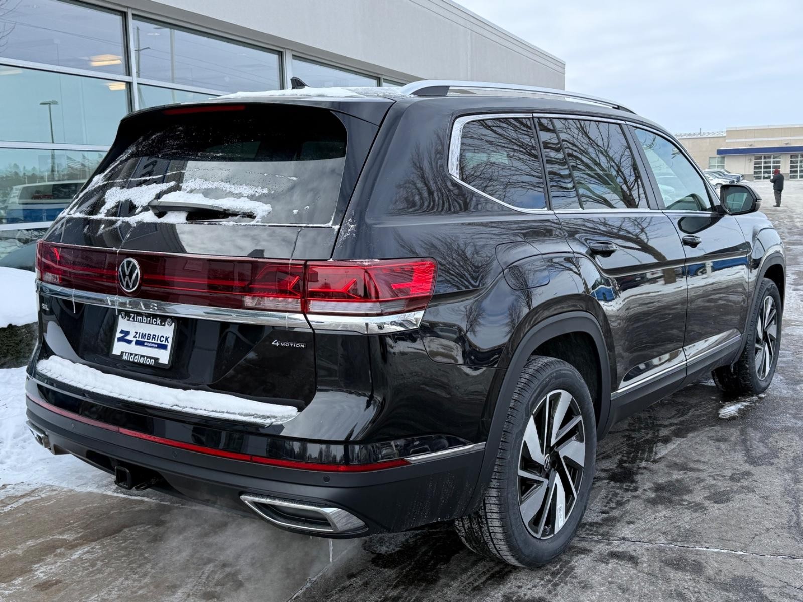 Volkswagen Atlas Vehicle Image 03