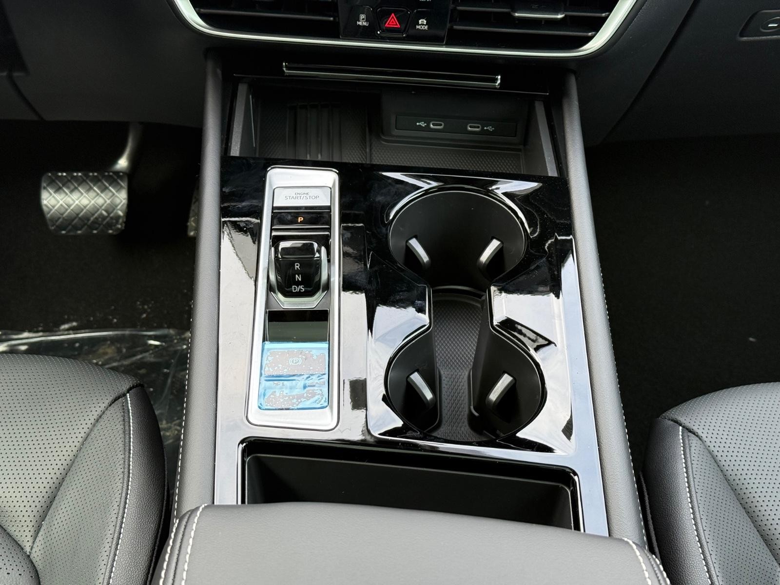 Volkswagen Atlas Vehicle Image 09