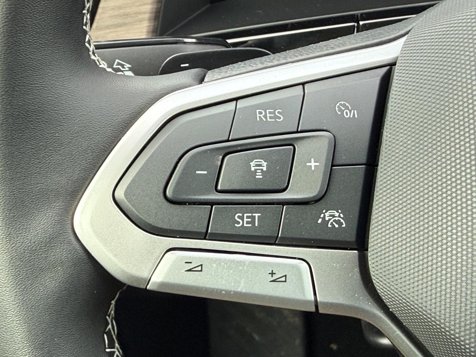 Volkswagen Atlas Vehicle Image 12