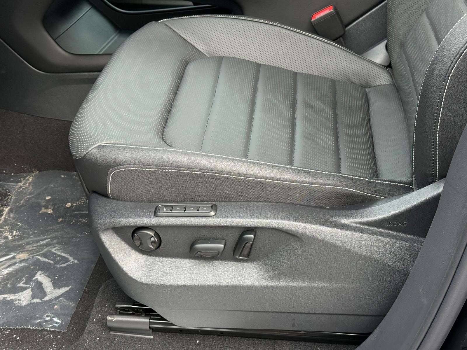 Volkswagen Atlas Vehicle Image 17