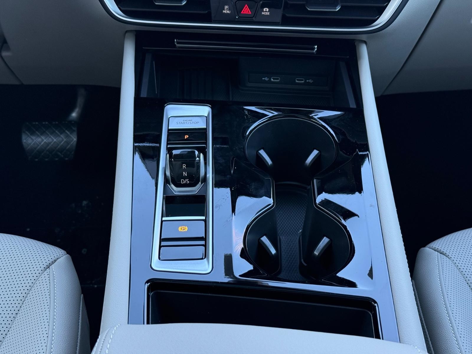 Volkswagen Atlas Vehicle Image 08